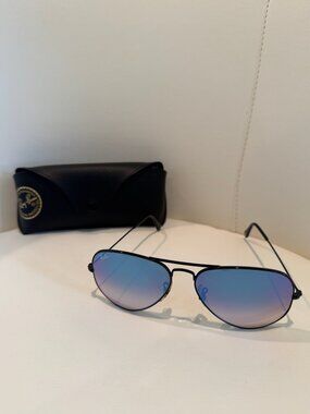 RAY-BAN AVIATOR FLASH LENS 3025 Sunglasses in Blue/Black Metal 58MM